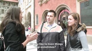 Tini lánynak bejön a hatalmas fasz