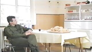 Csőre töltött lövegek - Magyar szinkronos teljes vhs erotikus videó