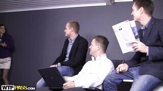 Hardcore menet az irodában