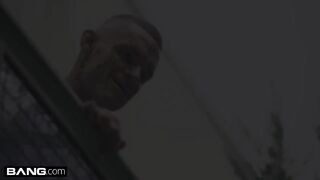 Kerek hájas tini picsa durva anál szexe
