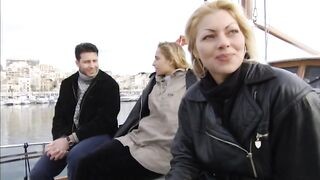 Sophie Evans és Monique Covet négyesben közösül