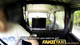 Taxis srác hármasban kúrel