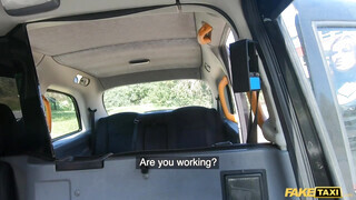 Fake Taxi - Sabien DeMonia a nagy cicis ribi