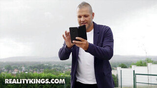 Reality Kings - Cherry Kiss ánusza rendesen megrakva