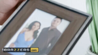 Brazzers - Ava Addams a férje haverjával szexel