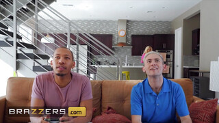 Brazzers - Bridgette B két behatolása