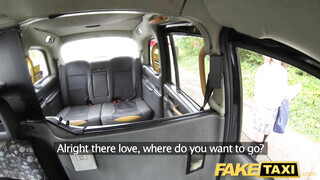 Fake Taxi - Betty Foxxx a csöcsös latina milf