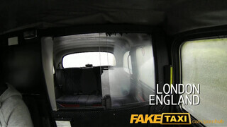 FakeTaxi - vörös rövid hajú kiscsaj szúk picsája