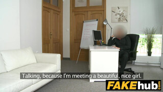 Fake Agent az orosz picike kiscsaj Anna Rey istenien kúr