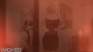 Wicked - Katy Jayne a szőrös pinás milf