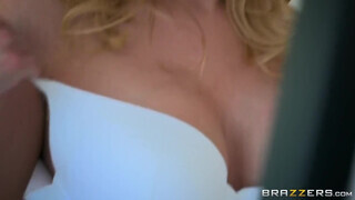 Britney Amber pinája beindult - Brazzers