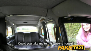 FakeTaxi cuki amcsi kisasszony engedi popsiba is