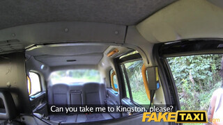FakeTaxi beteheted a fenéklyukadba a farkam ?