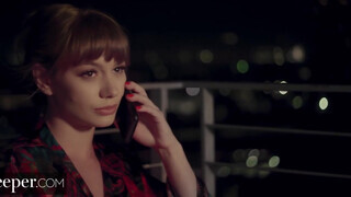 Ashley Lane és Naomi Swann barna csávóval dugnak - Deeper