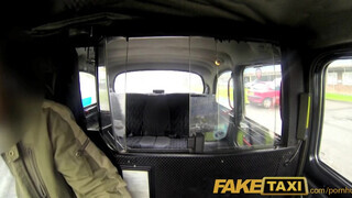 FakeTaxi - Ava Dalush megdöngetve