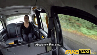 Fake Taxi - Nikky Dream hatalmas csöcsű szöszi