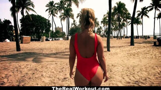 TheRealWorkout - A méretes seggű Kelsi durván meghágva
