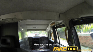 FakeTaxi - a krapekom gerjed rá, ha megbasznak