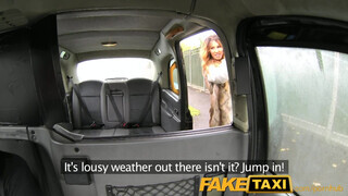 FakeTaxi - igazi aranyásó picsa