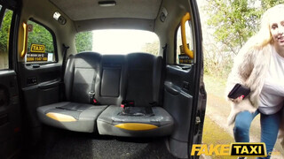 Fake Taxi - Méretes tőgyes világos szőke megrakva
