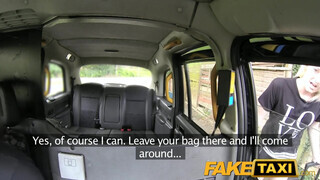 FakeTaxi - skót kisasszony a szabadban is szereti