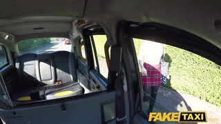 Fake Taxi - Kylie Nymphette a kurva fősulis bige