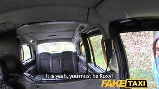 Fake Taxi - Roxxy Lea a hatalmas cicis latina nőci
