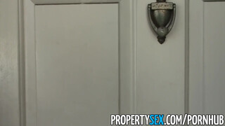 PropertySex - szexy világos szőke ingatlanos picsa