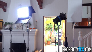 PropertySex - Riley Reid mint ingatlanos tini picsa