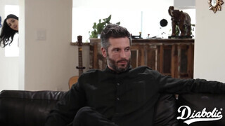Diabolic - spanyol kisasszony és a nevelő apja