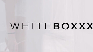 WhiteBoxxx - hatalmas picsájú kisasszony reggel is akar kúrni