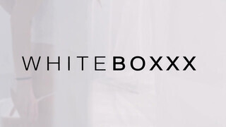 WhiteBoxxx - Az legelső hármas sex élményem