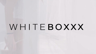 WHITEBOXXX - Zazie legelső leszbis jelenete