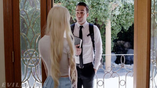 EvilAngel - Kenzie Reeves kikezd a manussal