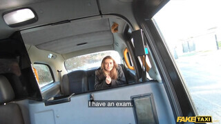 Fake Taxi - 18 éves bige popóba rakva