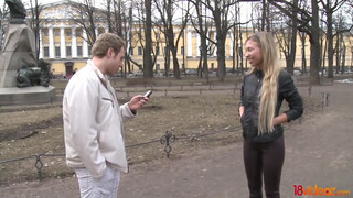 18videoz - Jessy Brown bevállalja popsiba is