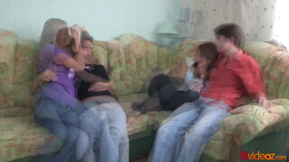 18videoz - ilyen egy igazi amatőr csoport szex