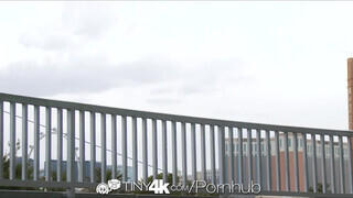 4K HD - Jenna J Ross a sportos tini kisasszony