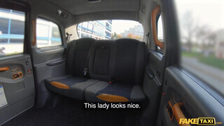 Fake Taxi - Világos Szőke érett nő megkefélve