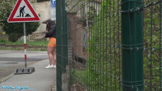 Public Agent - Csöcsös latin amerikai lány felszedve