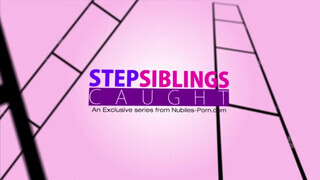 StepSiblingsCaught - Carmen Caliente a vastag hatalmas dákót kamázza