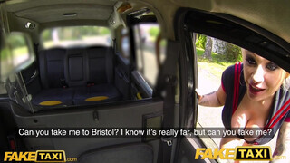 Fake Taxi - Sophie Anderson az óriás cicis világos szőke milf
