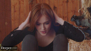 Deeper - Jia Lissa benyeli a nagy pélót