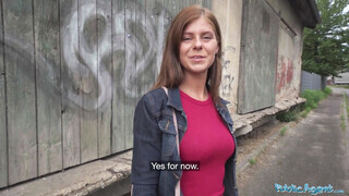 Public Agent - Tiffany Blue a dögös szép seggű kisasszony