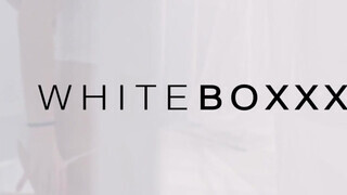 WHITEBOXXX - Zazie Skymm a világos szőke magyar tini