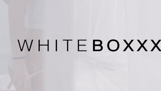 WhiteBoxxx - Lena Reif a hatalmas mellű orosz spiné