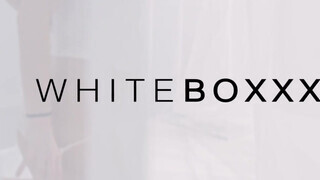 WHITEBOXXX - Katy Rose lovagol a srácon