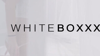 WhiteBoxxx - Tina Blade a pici cickós horvát bige