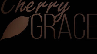 Cherry Grace a hatalmas fenekű picsa