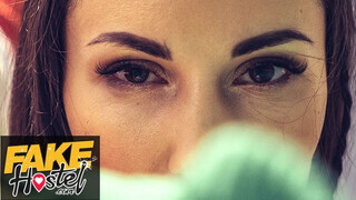 Fake Hostel HD - Lilu Moon a gyönyörű orosz hölgyemény